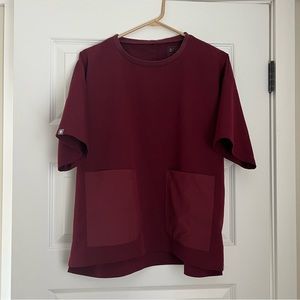 Figs Bene crew pocket front scrub top